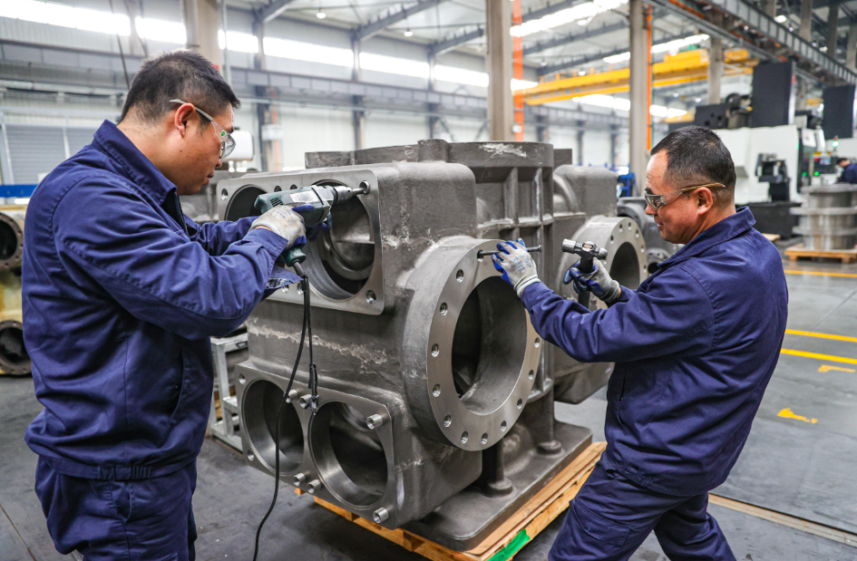 工业压缩机工作场景